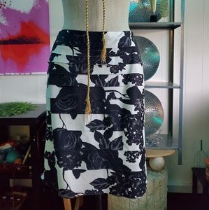 White House Black Market Pencil Skirt